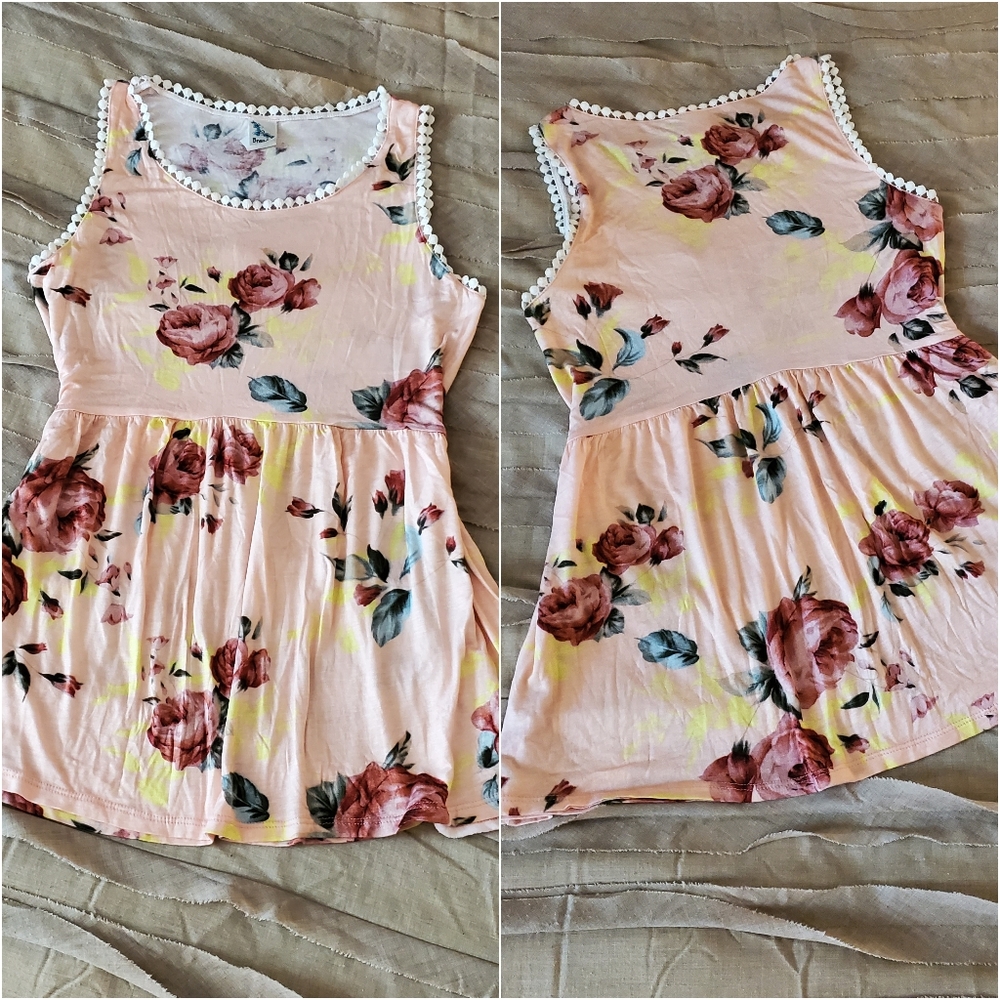 🌸EUC🌸 Pink Floral Tank